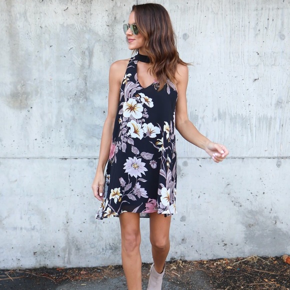 Olivaceous Dresses & Skirts - Black Keyhole Dress with Flowers